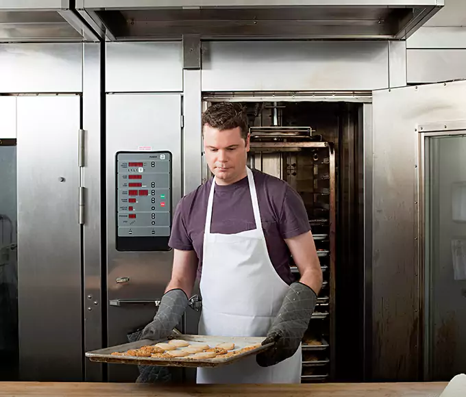 Why Melrose, MA Kitchens Trust Melrose Appliance Pro for Commercial Oven Repair?