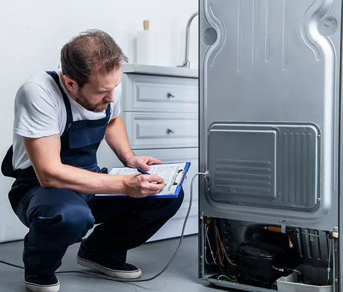 Why Melrose, MA Homeowners Choose Melrose Appliance Pro for Refrigerator Leak Repair?